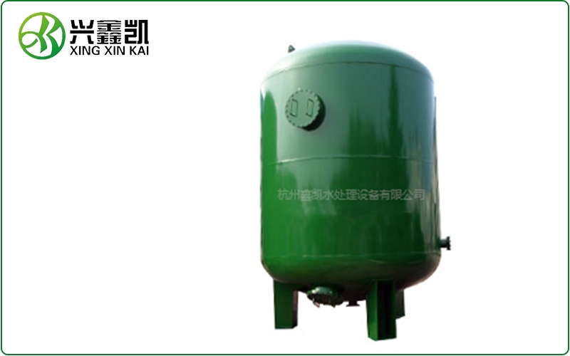 离子交换器